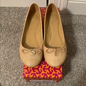 Tory Burch Iced Coffee Chelsea Stitched Ballet sz7